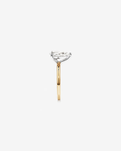 Pear Cut Engagement Ring