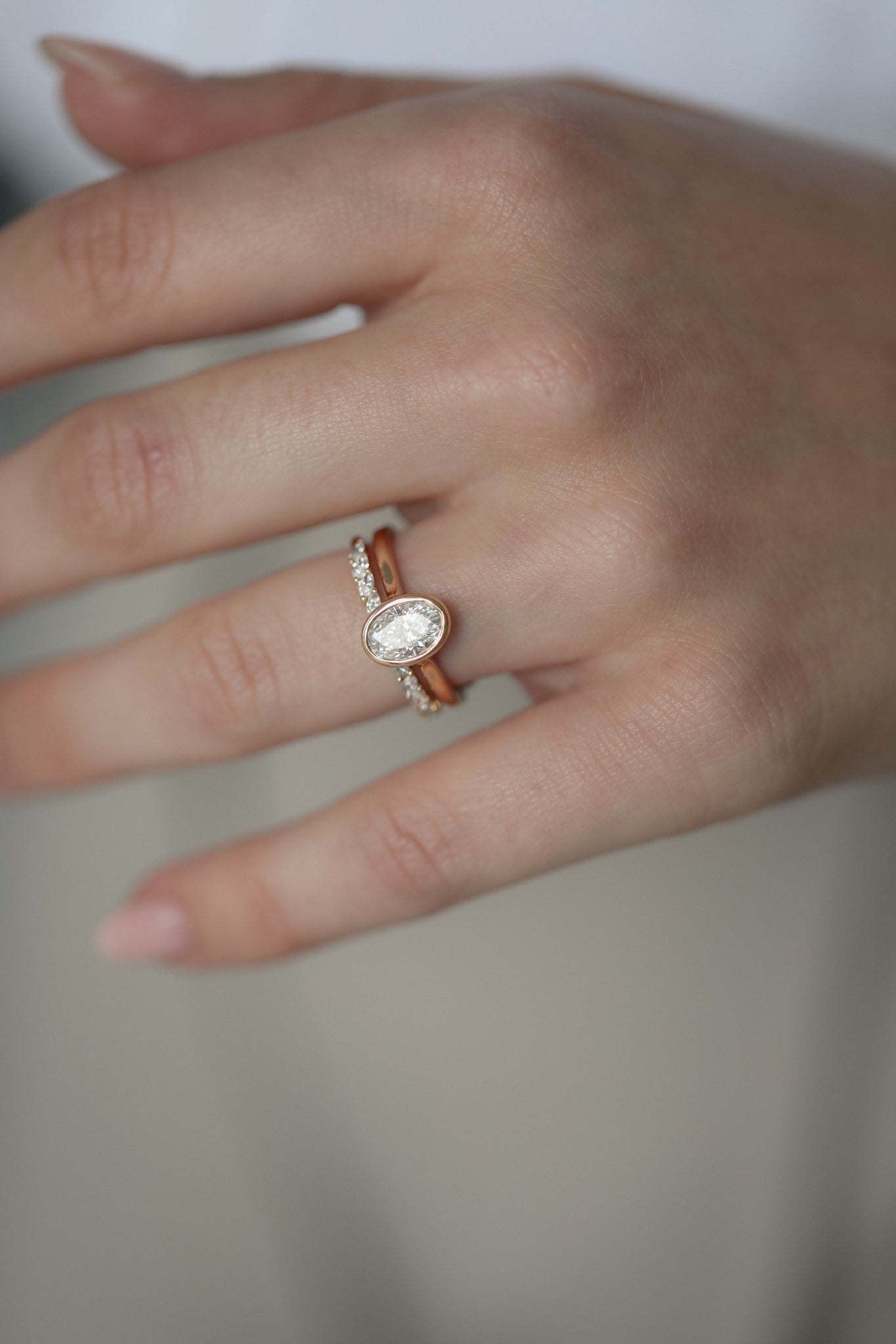 The Oval Bezel